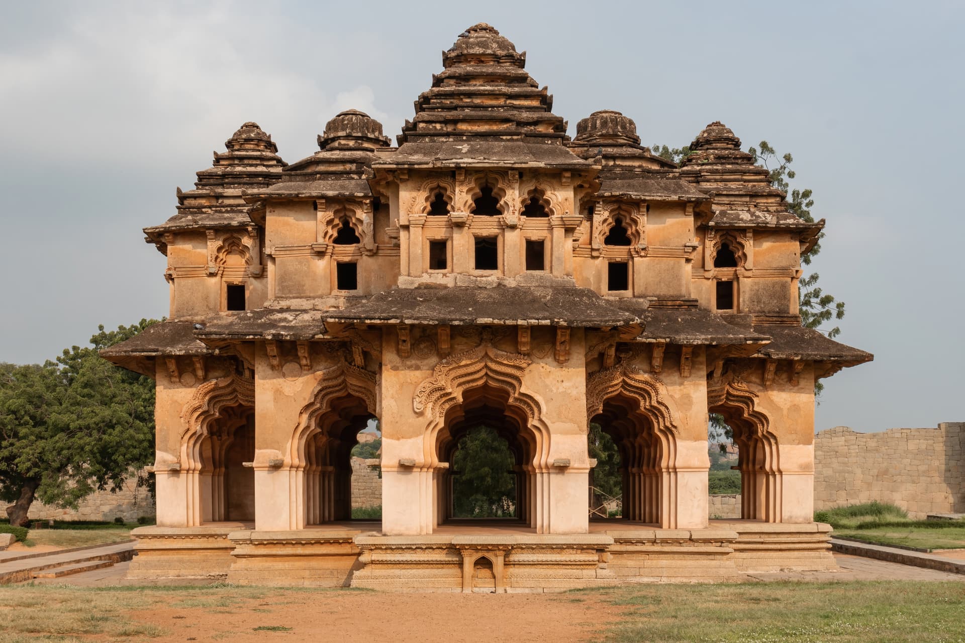Hampi & Anegundi Sightseeing (2 Days) image